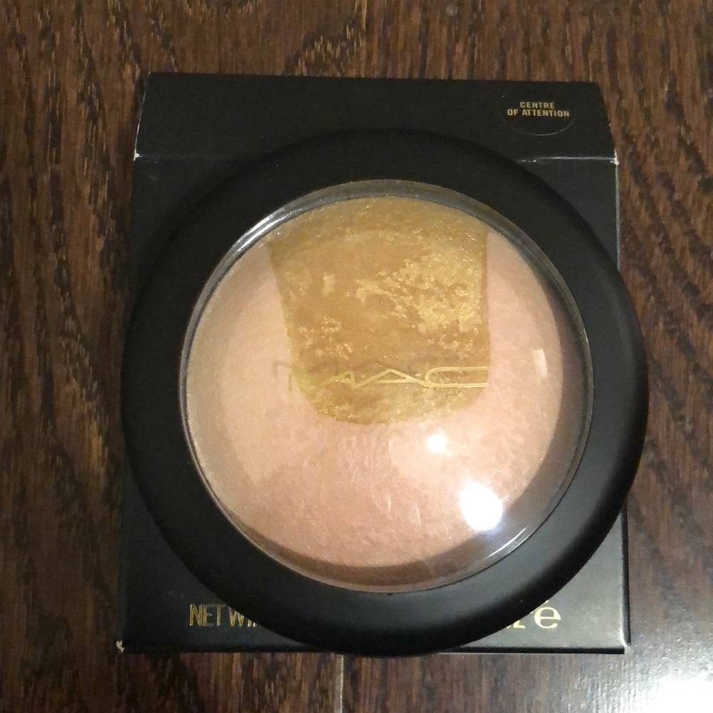 MAC skin finish - Picture 3 of 6